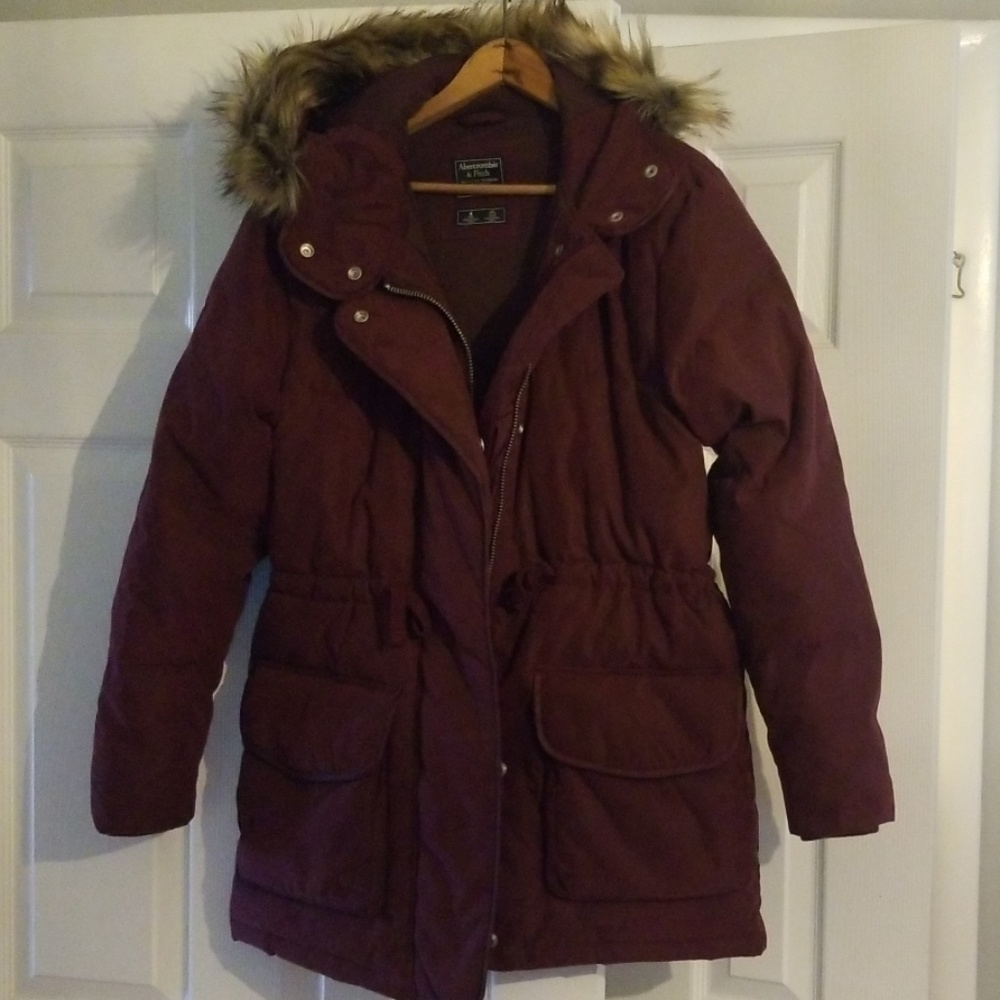 NWOT Abercrombie Parker